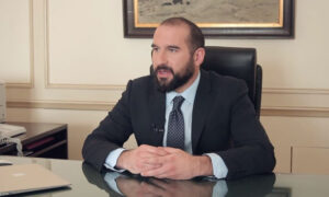 Δημήτρης Τζανακόπουλος: "Σύνθετη ονομασία και erga omnes"