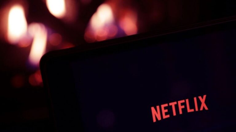 Το Netflix απέλυσε τον υπεύθυνο επικοινωνίας για ρατσιστική λέξη