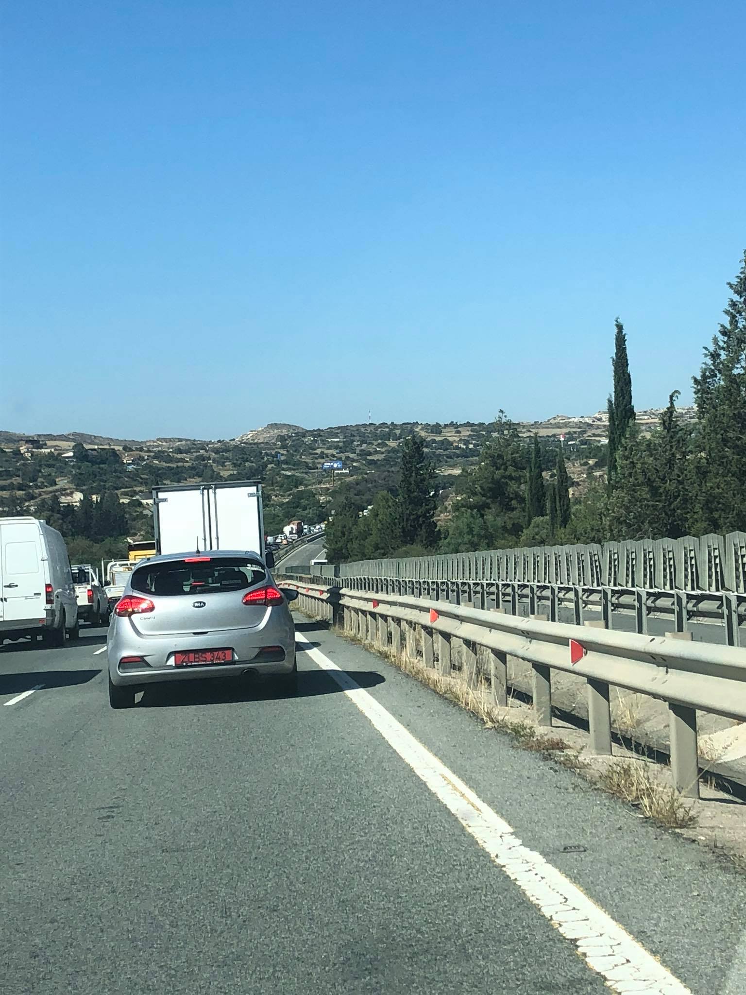 Μεγάλο μποτιλιάρισμα στον αυτοκινητόδρομο Λευκωσίας-Λεμεσού (ΦΩΤΟ)