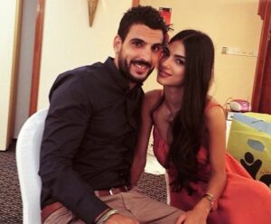 Η Άντρεα Κυριάκου έξι μηνών έγκυος,μας δείχνει πρώτη φορά την κοιλίτσα της(ΦΩΤΟ)