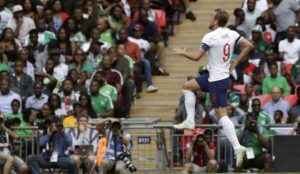 ΄'Σφαλιάρα'' για Γερμανία, θετικές εντυπώσεις από την Αγγλία