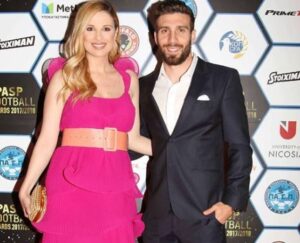 Aριστοτέλους-Εφραίμ:Η πρώτη επέτειος και η αποκάλυψη της πρότασης γάμου(ΦΩΤΟ)