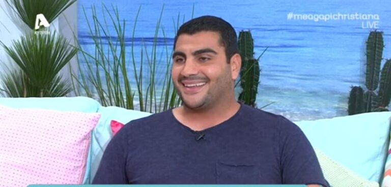 Aνδρέας Κωφού:Το νέο του τραγούδι και η γυναίκα που το άκουσε πρώτη… (BINTEO)