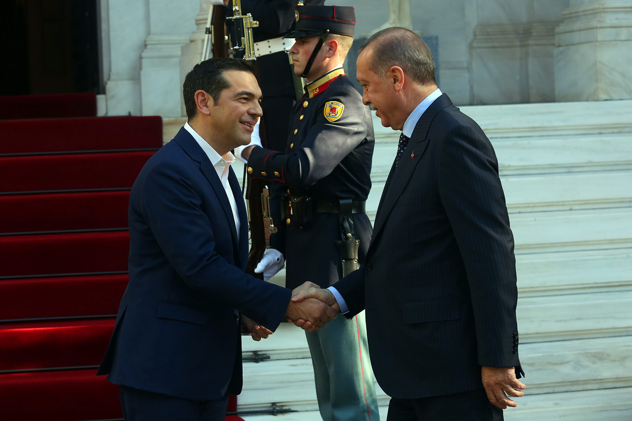 Την απελευθέρωση των δύο Ελλήνων ζήτησε ο Τσίπρας από τον Ερντογάν