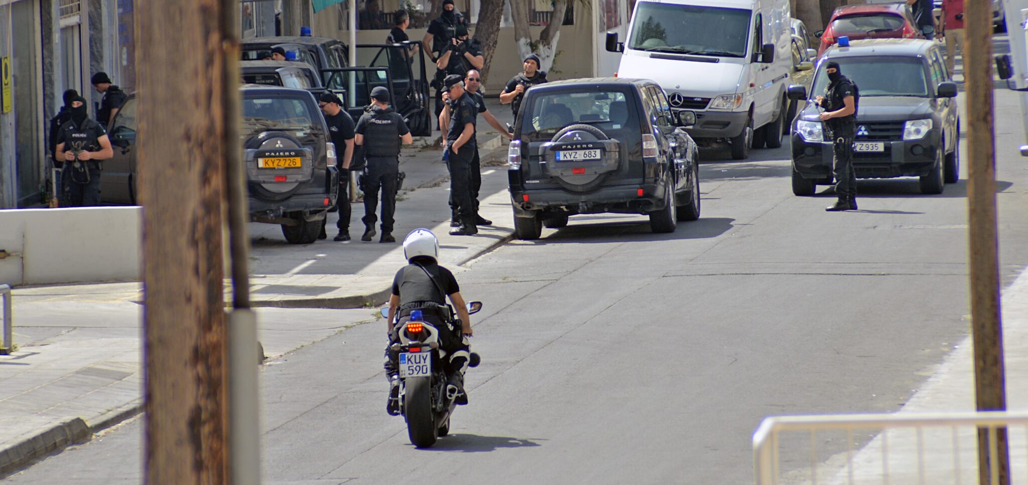 "Φύλλο και φτερό" κάνουν αστυνομικοί clubs και οικίες στην επ. Αμμοχώστου