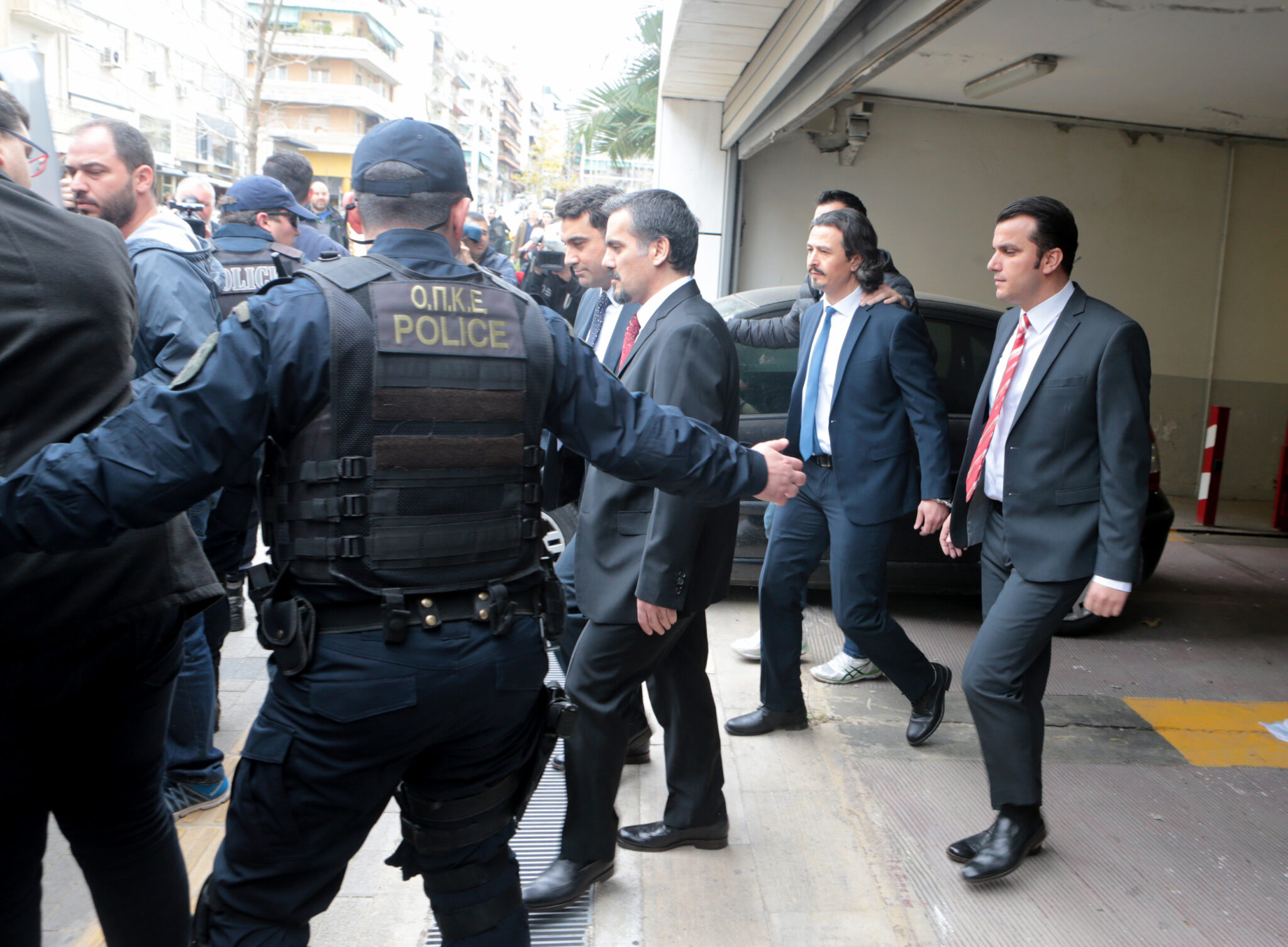 "Όπου και να πάνε, η Άγκυρα θα τους πακετάρει και θα τους φέρει πίσω"