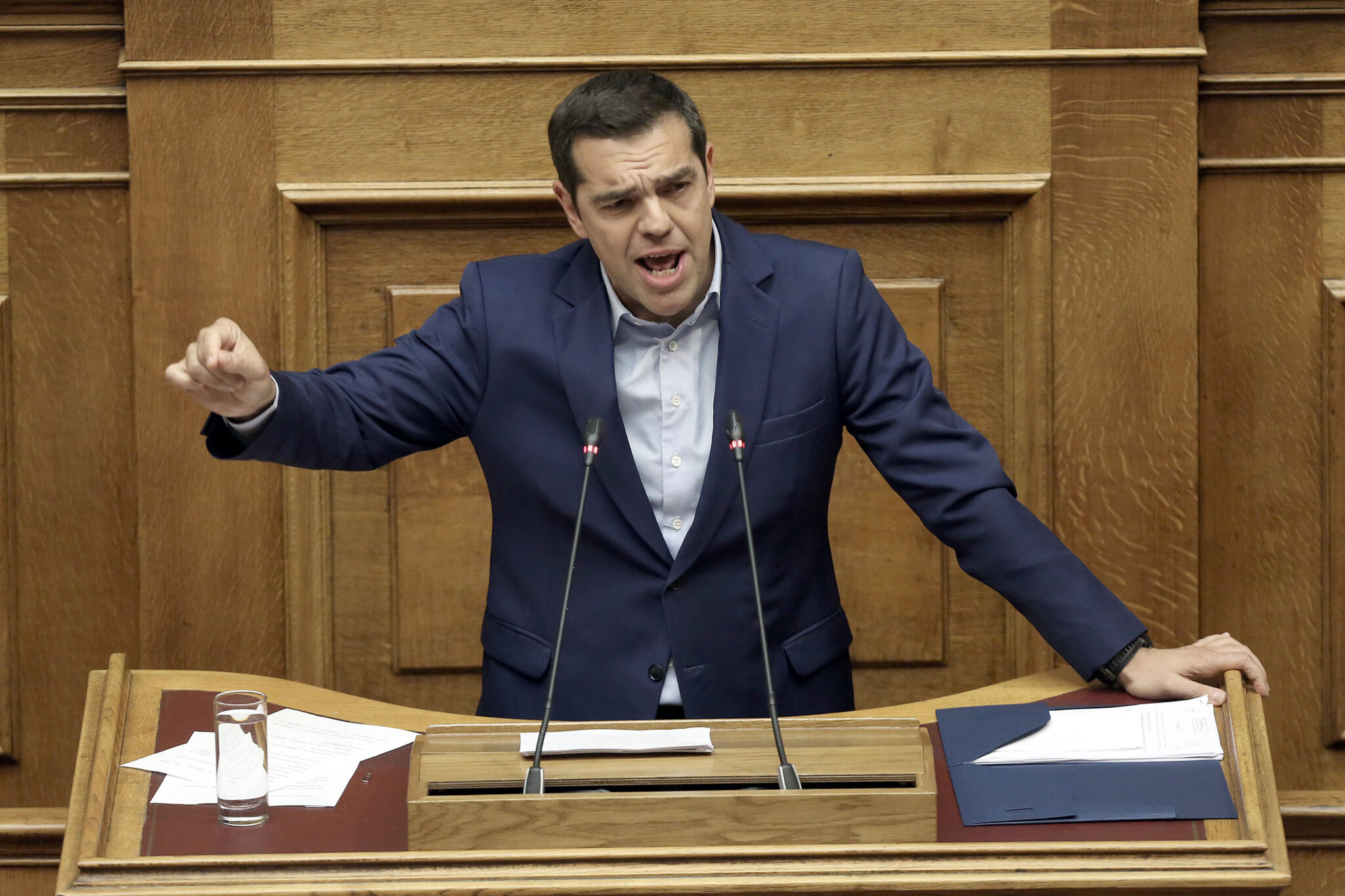 Τσίπρας: "Οι μεγαλοστομίες οδήγησαν σε εθνικές τραγωδίες όπως αυτή της Κύπρου"