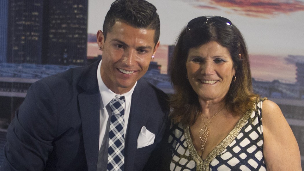 Έκανε τάμα η μαμά του Κριστιάνο για να νικήσει η Πορτογαλία (ΦΩΤΟ)