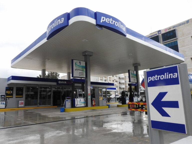 Eισφορά της ΠΕΤΡΟΛΙΝΑ για τους πυρόπληκτους της Ελλάδας