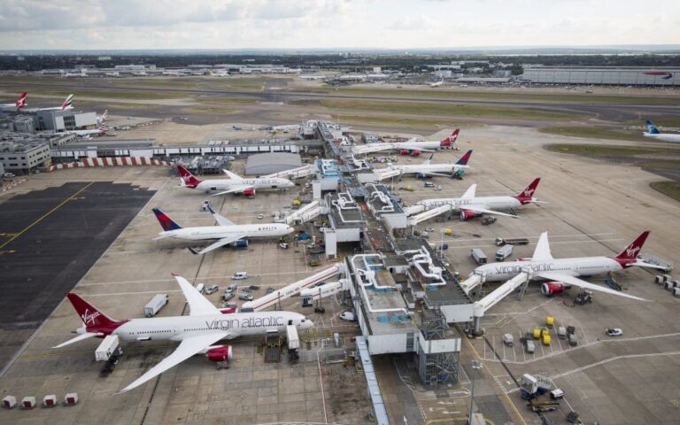 Σε κατάσταση έκτακτης ανάγκης το αεροδρόμιο Heathrow του Λονδίνου