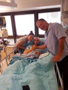 Επιστρέφει στην Κύπρο ο αστυνομικός που νοσηλευόταν στο Ισραήλ