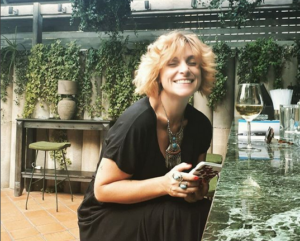 H Eλεονώρα Ζουγανέλη τρώει…. "καράολους" και μας το δείχνει! (ΦΩΤΟ)