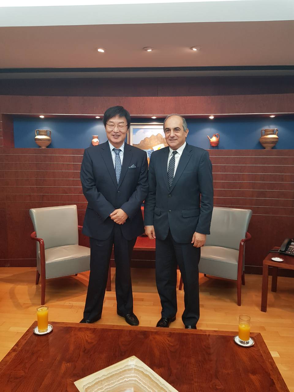 Συνάντηση Προέδρου της Βουλής με τον Πρέσβη της Κίνας