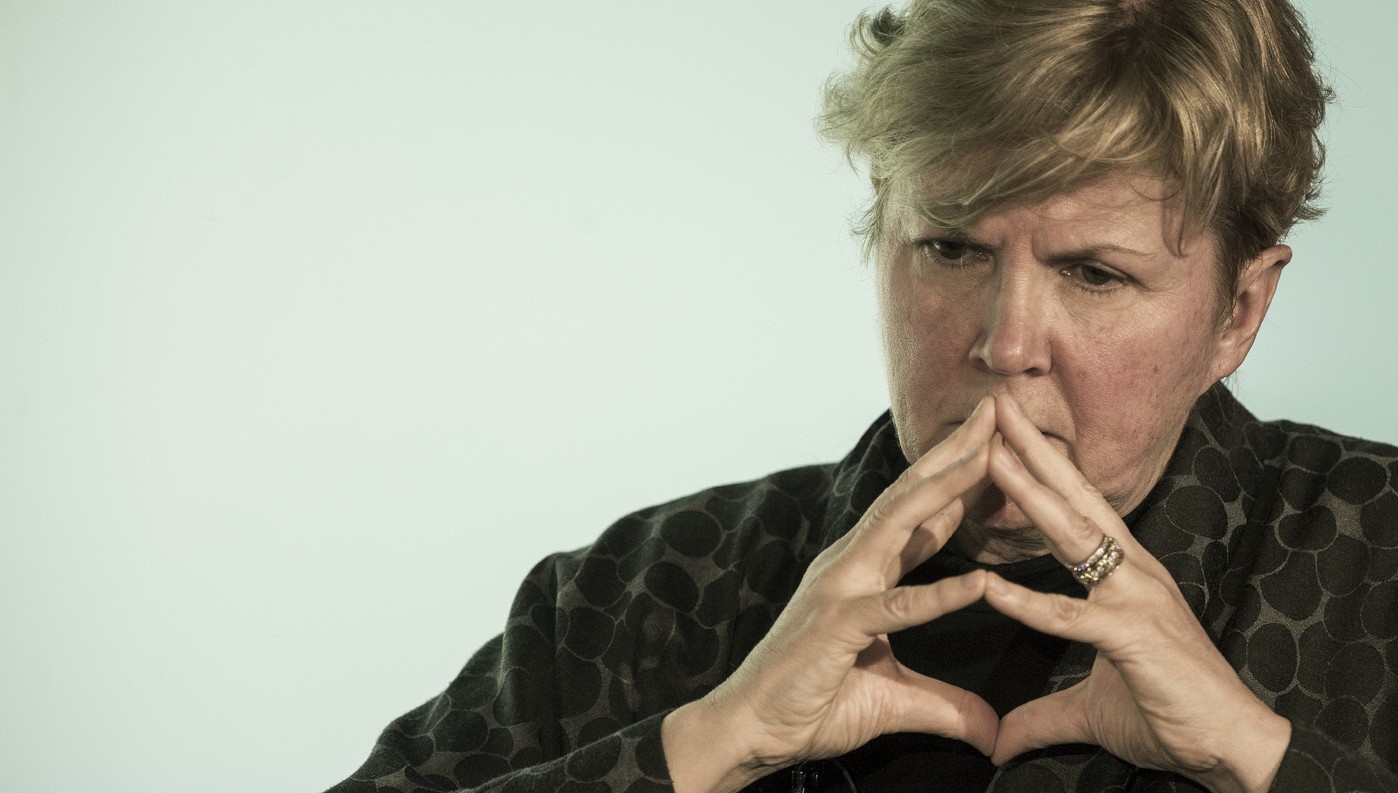 Φτάνει απόψε στην Κύπρο η Τζέιν Χολ Λουτ (ΒΙΝΤΕΟ)