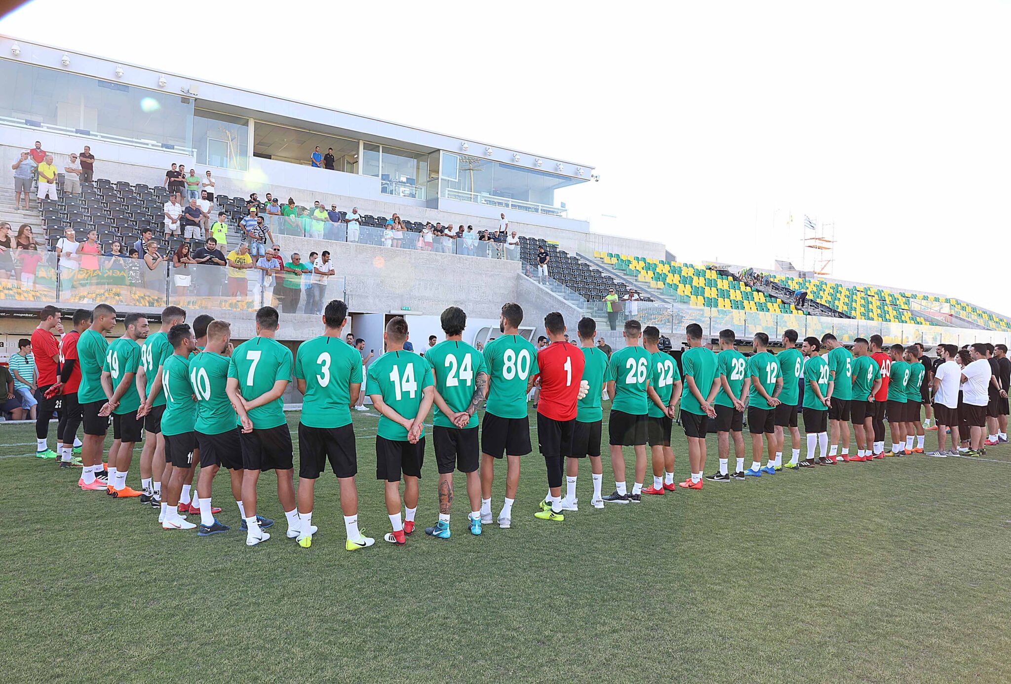 Με 26 ποδοσφαιριστές πάει Πολωνία η ΑΕΚ