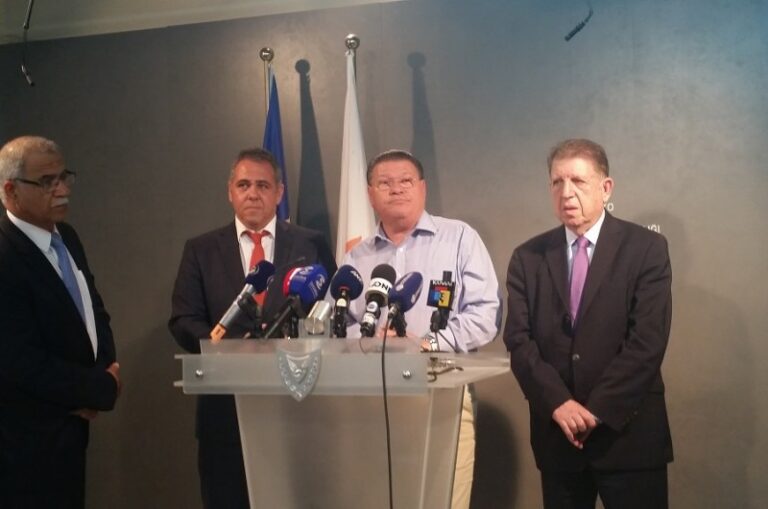 Άναψαν το πράσινο φως οι συντεχνίες για το σχέδιο εθελούσιας εξόδου (ΒΙΝΤΕΟ)