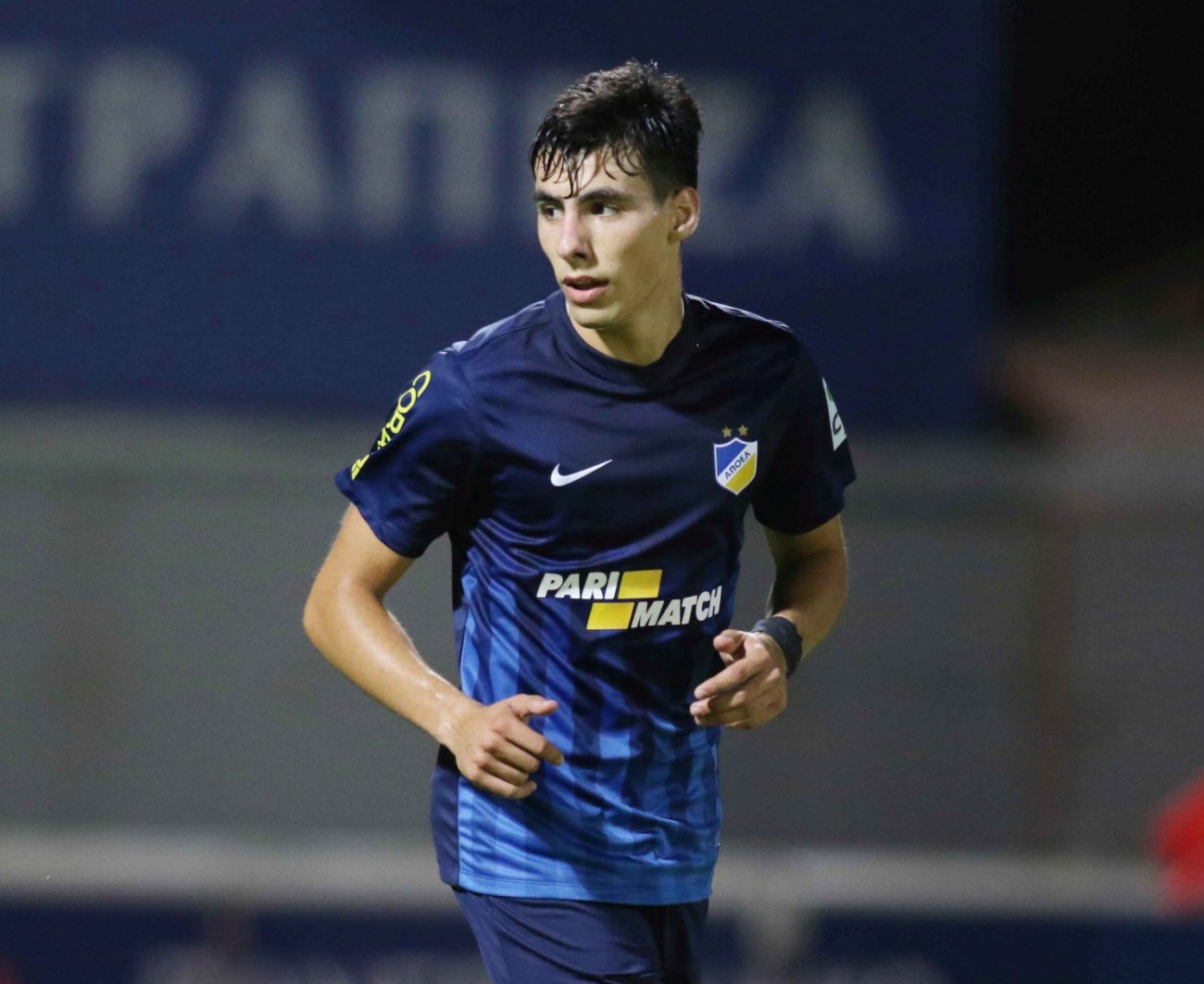 Ο Βούρος …πληρώνει την παραμονή Μιλάνοφ