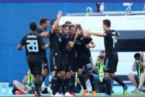 Ο Ντιναμό  διέλυσε την Χάποελ Μπεερ Σεβά και την… στέλνει στον ΑΠΟΕΛ (ΒΙΝΤΕΟ)