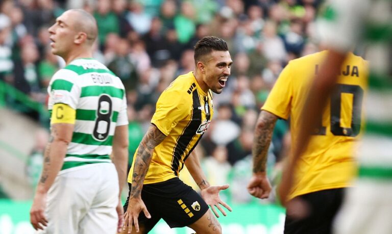 «Όρθια» η ΑΕΚ στη Γλασκώβη