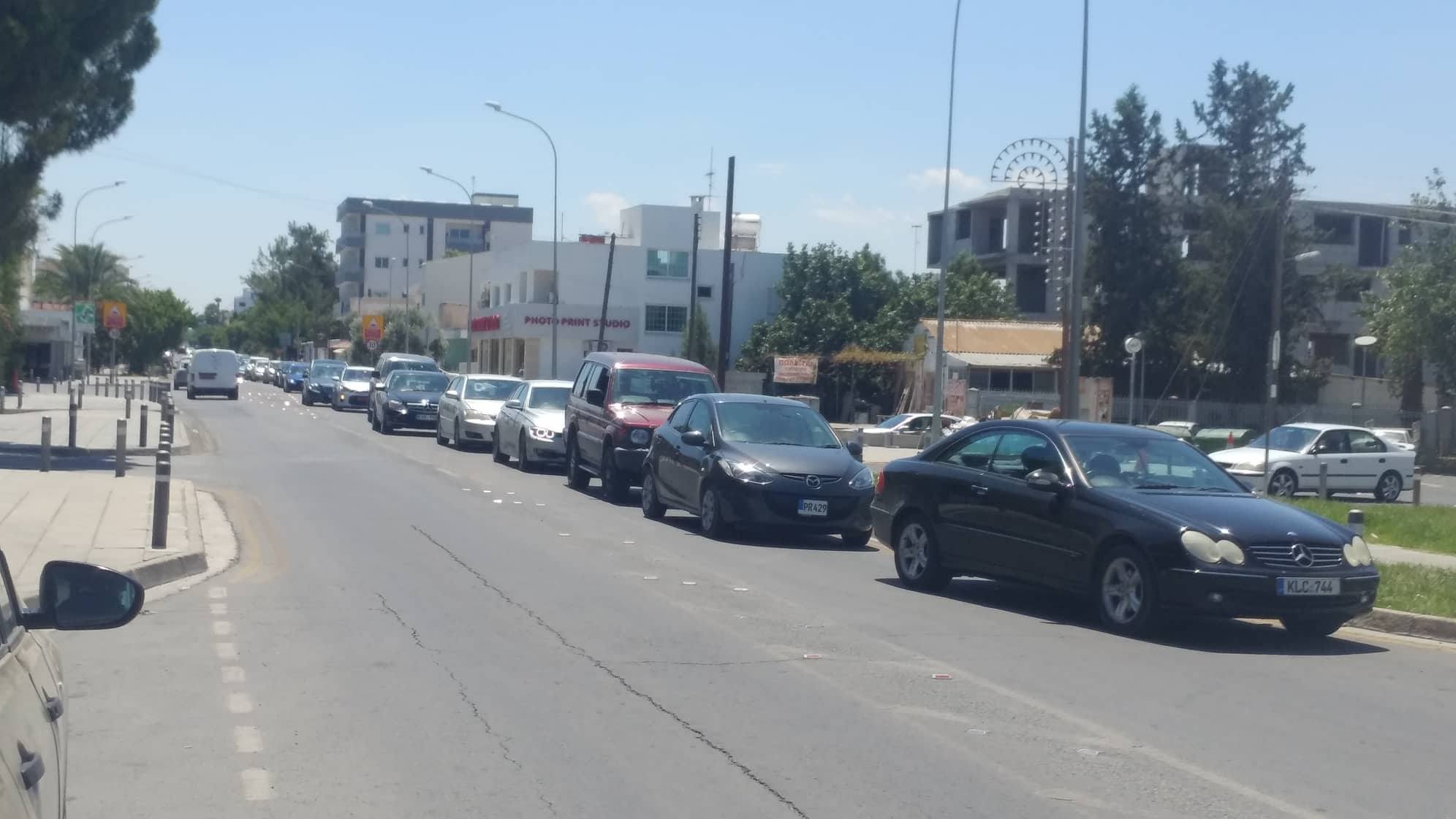 Αυτοψία Alpha: Καθημερινό κομφούζιο στο οδόφραγμα Αγίου Δομετίου (ΒΙΝΤΕΟ)