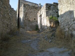 Πωλείται ολόκληρο χωριό στην περιοχή Μεσαρά της Κρήτης (ΦΩΤΟ)