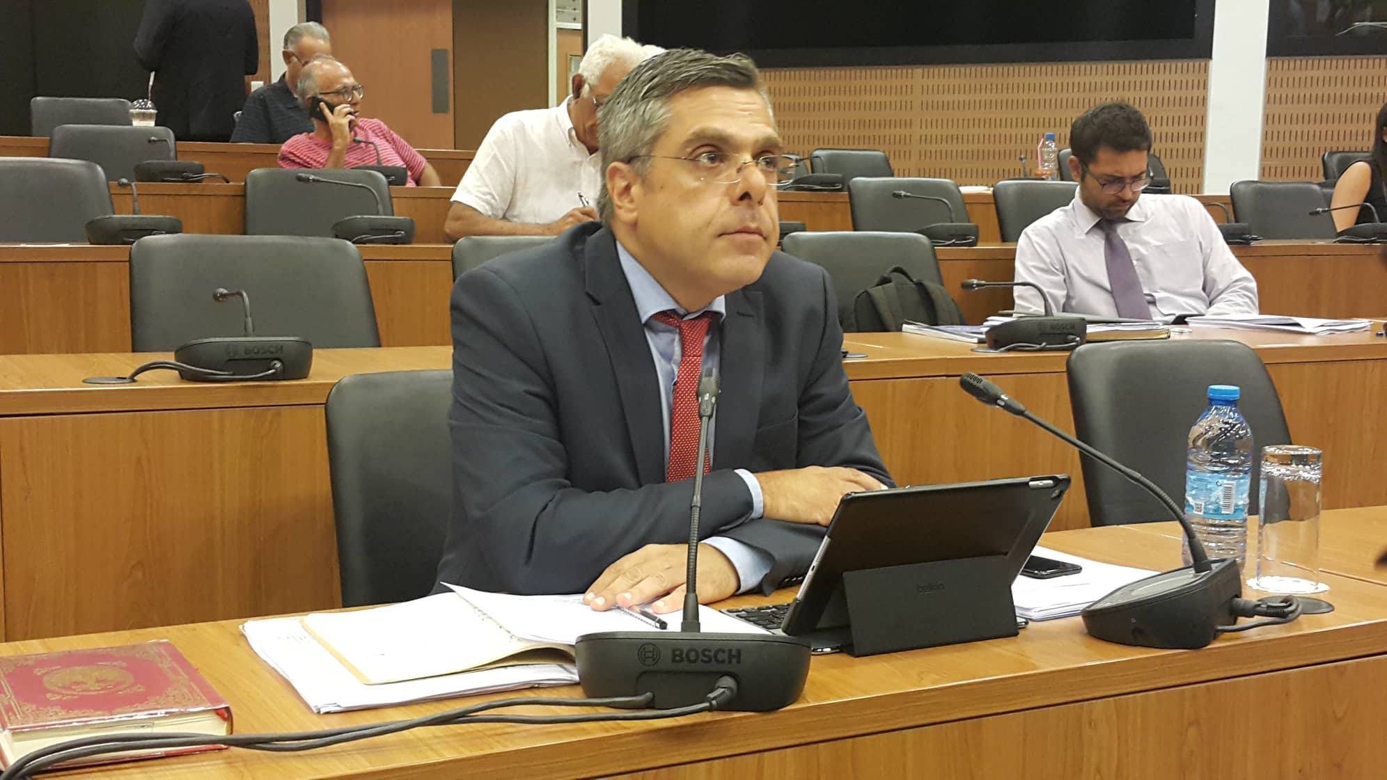 Σταυρινίδης: Έχουμε οικογενειακές σχέσεις με τον Υπουργό Οικονομικών (LIVE)