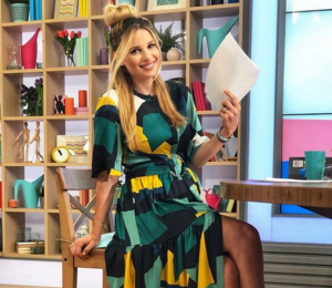 Χριστιάνα Αριστοτέλους:Βackstage φωτoγραφίες από την επίσημη φωτογράφιση της!