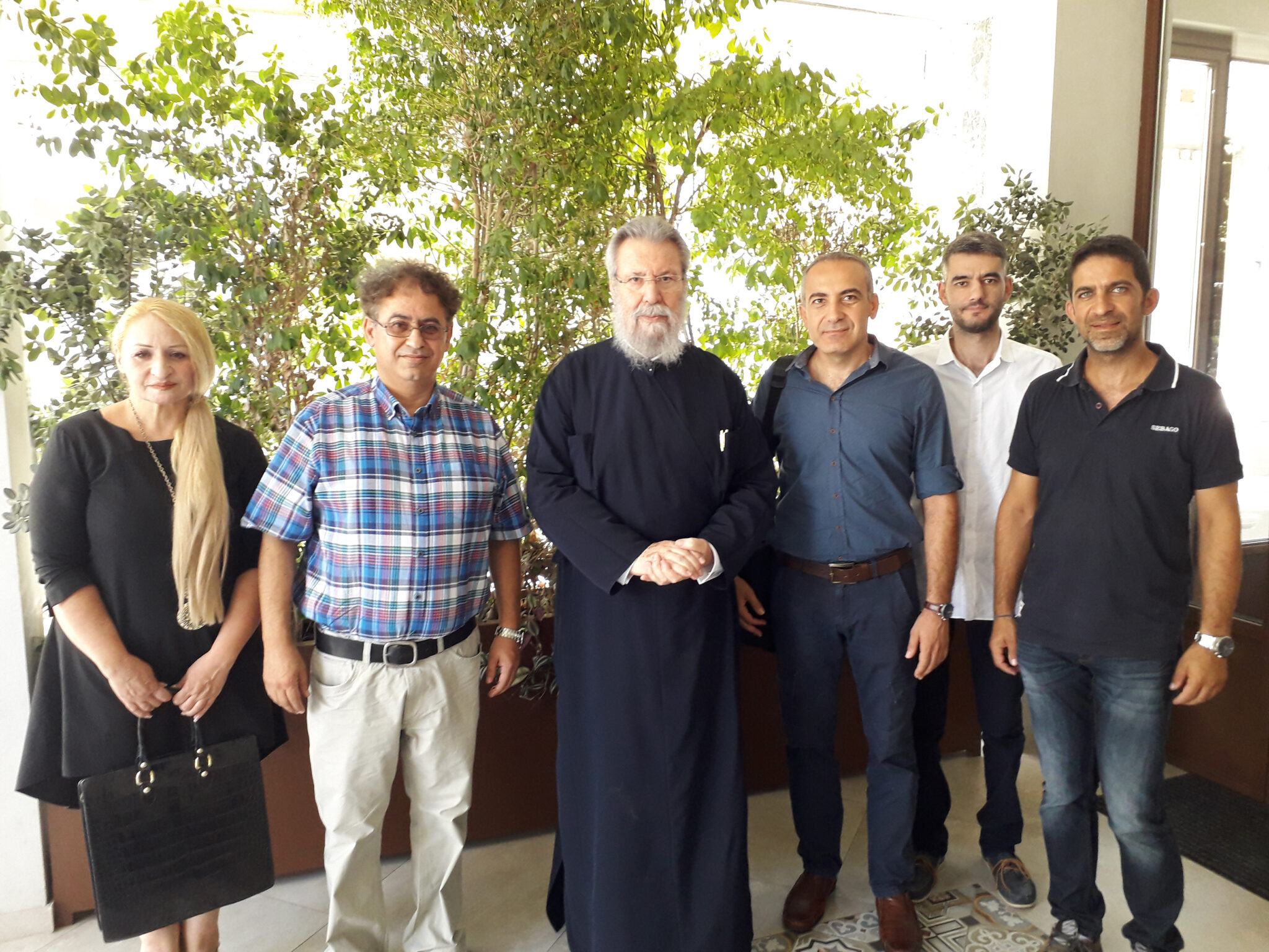 "Πόλεμος" μεταξύ Θεολόγων και Αρχιεπισκόπου για την κατάργηση των αργιών