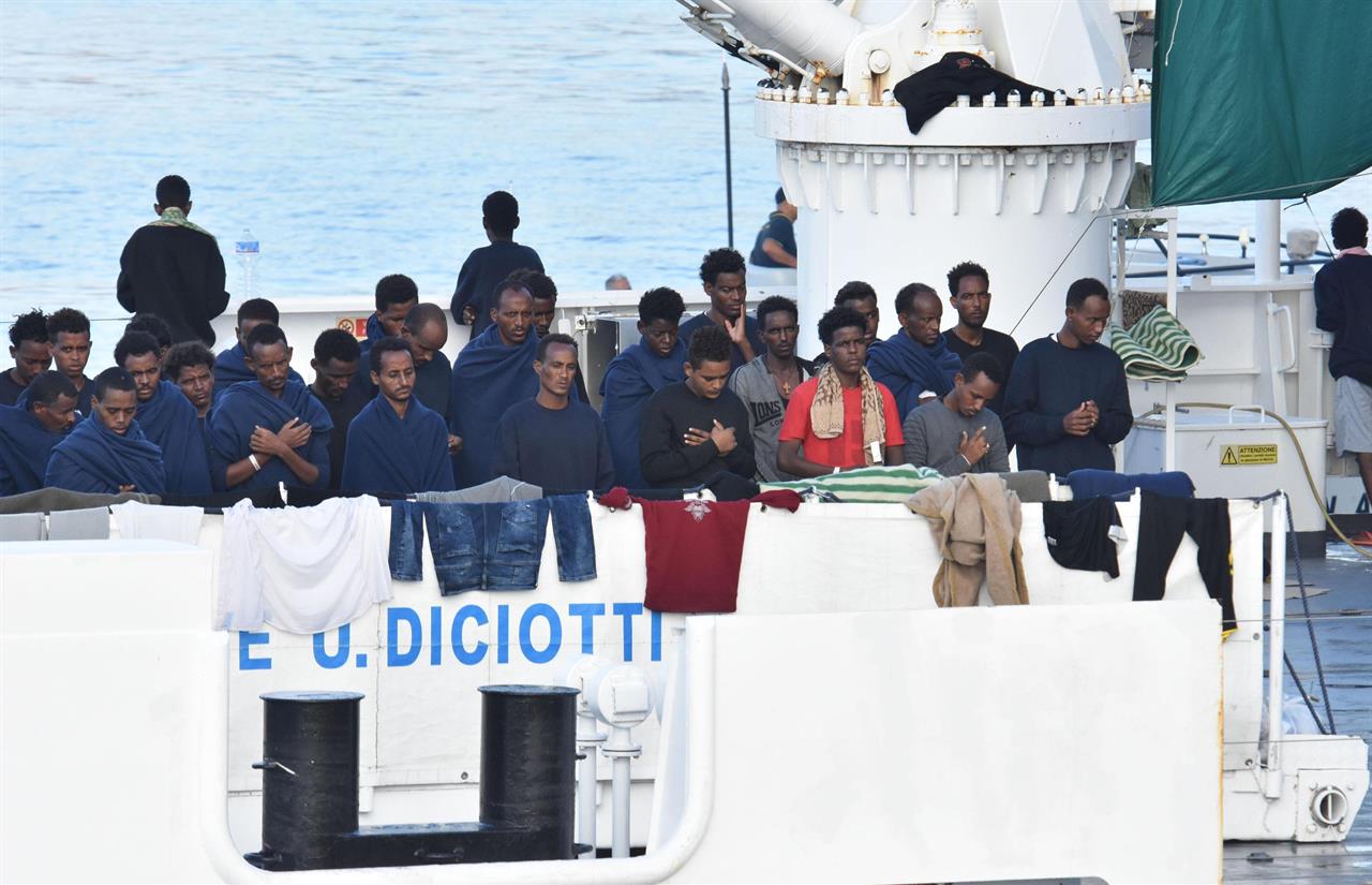 Τρία κρούσματα φυματίωσης και δυο πνευμονίας στους διασωθέντες του Diciotti