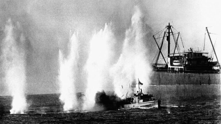 54 χρόνια από τον βομβαρδισμό της ακταιωρού "Φαέθων" στον Όρμο του Ξερού (ΦΩΤΟ)