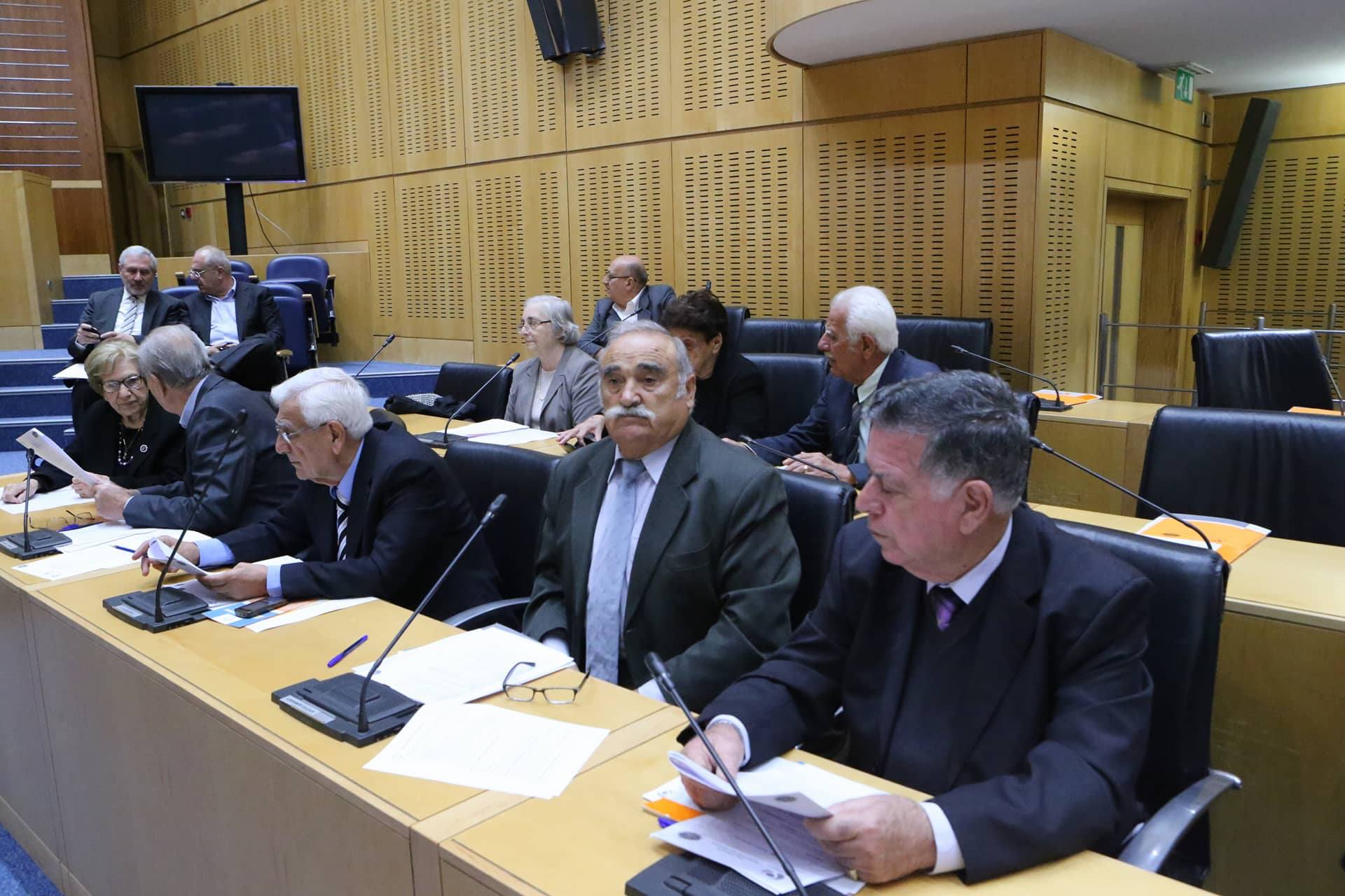 Βουλή Γερόντων: Η παραχώρηση σύνταξης χηρείας να ισχύσει για όλους