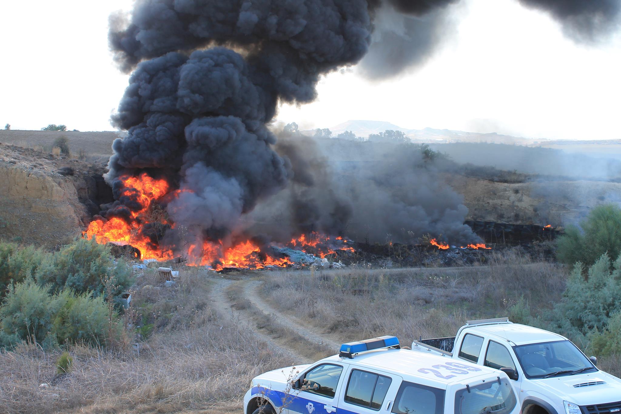 Υπό πλήρη έλεγο η πυρκαγιά που ξέσπασε μεταξύ Κισσόνεργας και Τάλας
