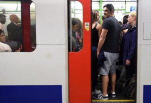 Στα σκαριά σαρωτές σώματος στο μετρό του Λος Αντζελες για τυχόν μεταφορά όπλων