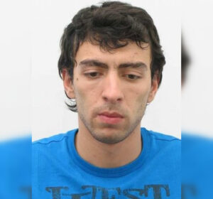 Αυτός καταζητείται για διαρρήξεις σε Λεμεσό και Λάρνακα (ΦΩΤΟ)