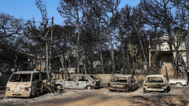 Πυρκαγιά Μάτι: 92 οι νεκροί από τη φωτιά στο Μάτι, λένε οι ιατροδικαστές