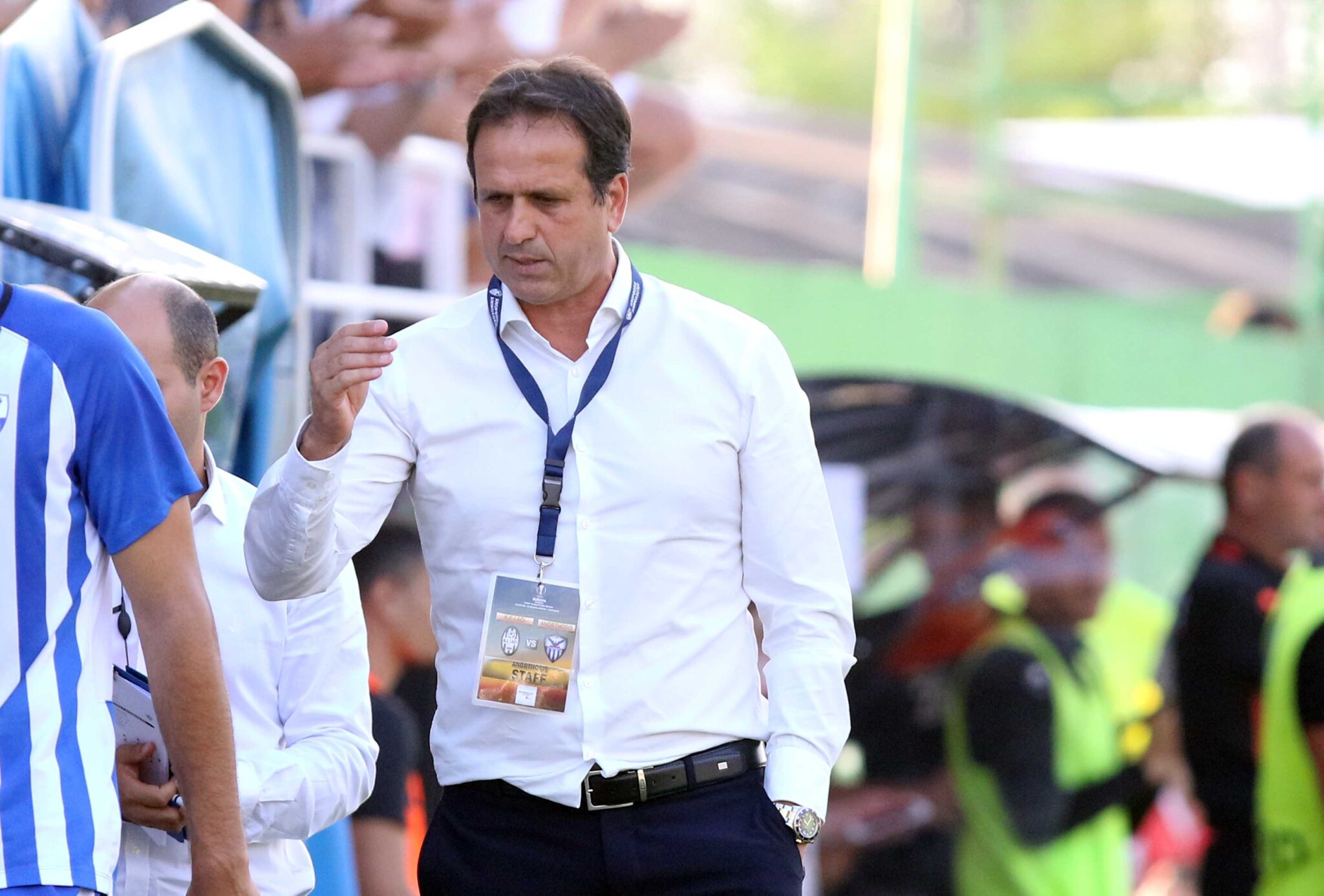 Με το μυαλό στον αριστερό μπακ