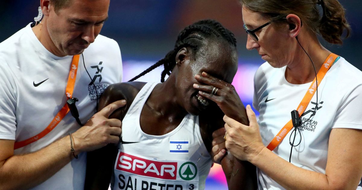 Σταμάτησε να τρέχει ενώ είχε άλλο ένα γύρο (ΒΙΝΤΕΟ)