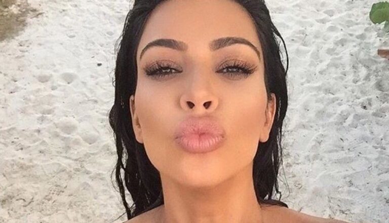 Κι όμως! Η Kim Kardashian απαγορεύεται να βγάζει selfies με εντολή… γιατρού!
