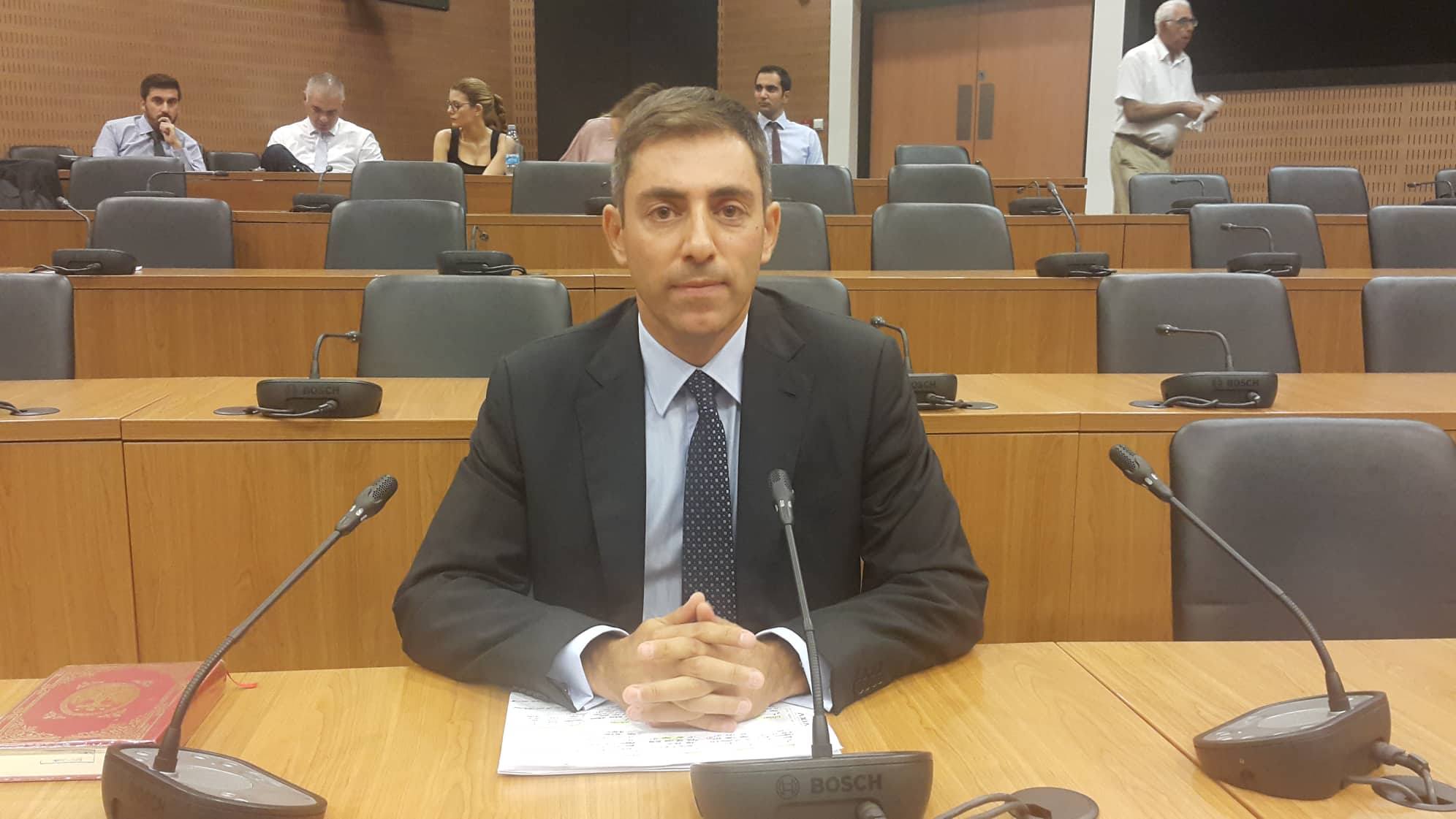 Συνεργατισμός: "Πάνω από 1100 λογαριασμοί πολιτικών αφορούν ΜΕΔ"