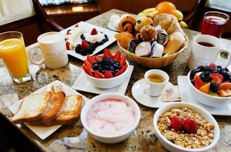 Αυτές είναι οι 3+1 τροφές που δεν πρέπει να τρώμε το… πρωί!