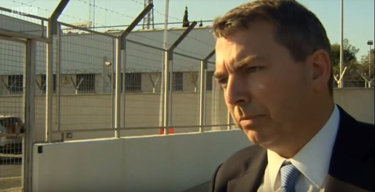 Γκάρεθ Τζόνσον: "Είμαι εδώ για να βρω δικαιοσύνη για τον Τζόρτζ Λόου" (ΒΙΝΤΕΟ)