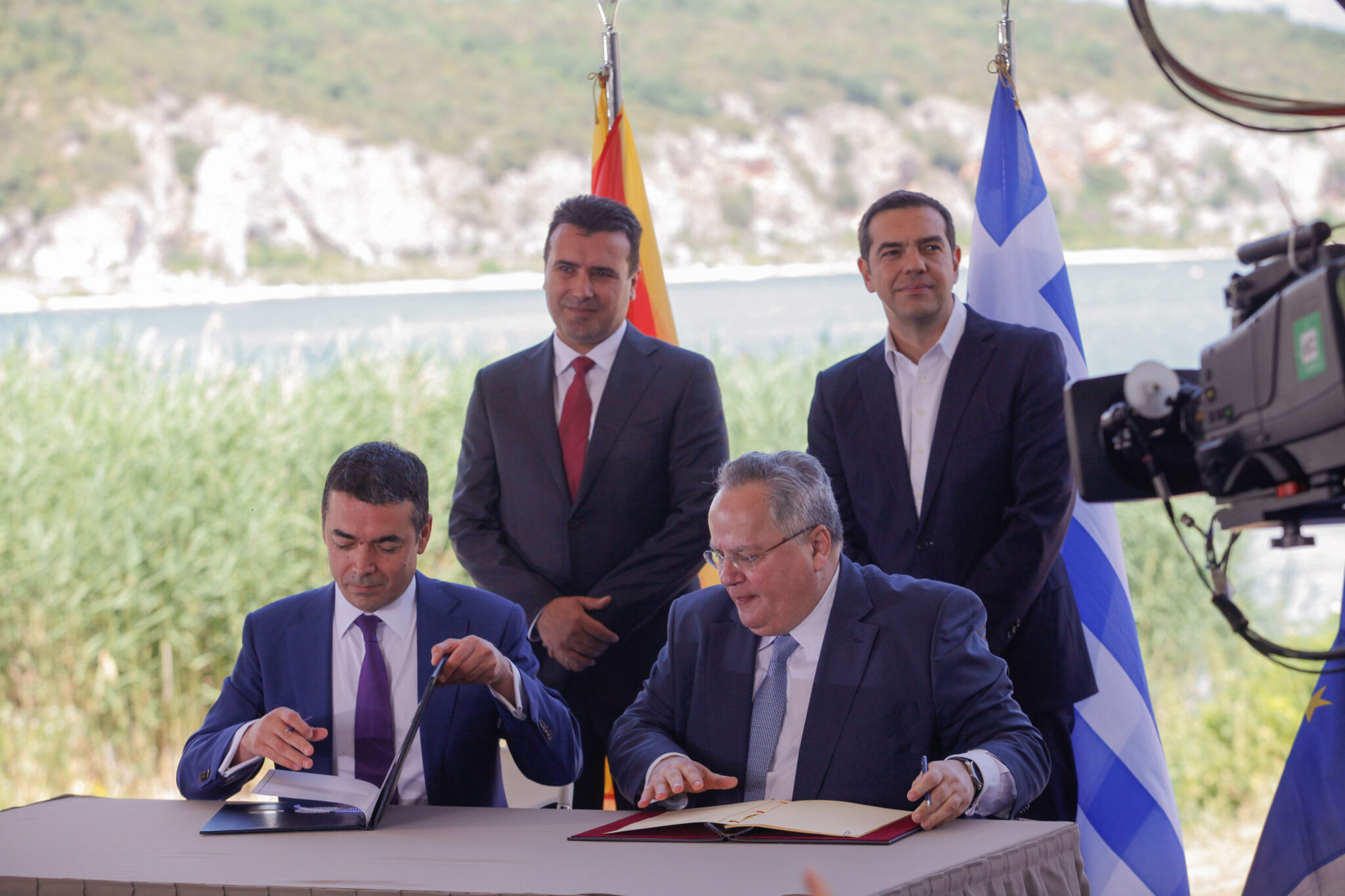 Ντόναλντ Τραμπ: Ιστορική η συμφωνία των Πρεσπών