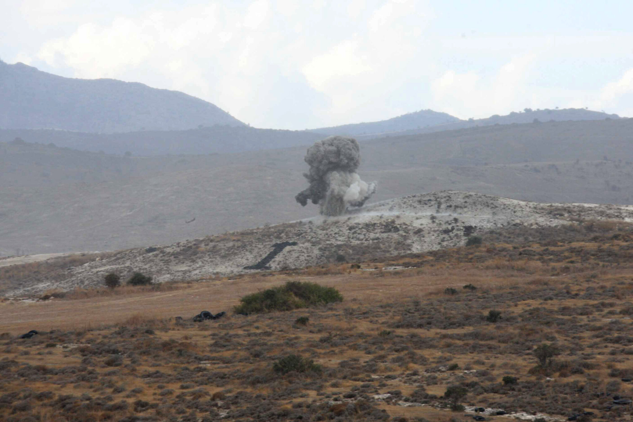 Φωτιά ξέσπασε στο Πεδίο βολής Καλoύ Χωριού