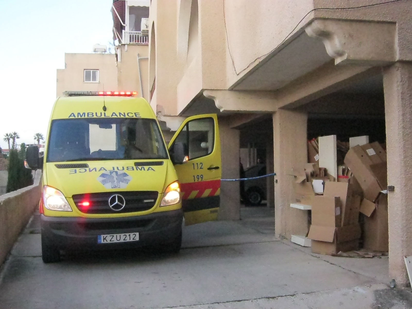 Νεκρή γυναίκα που έπεσε από πολυκατοικία στη Γερμασόγεια