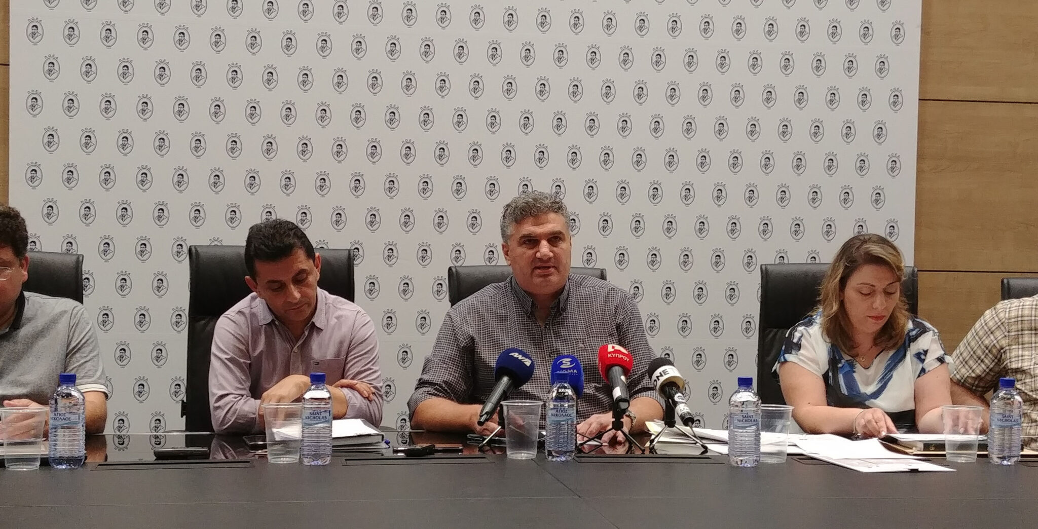 Με μέτρα ανα χείρας επιστρέφουν στις έδρες τους οι δάσκαλοι