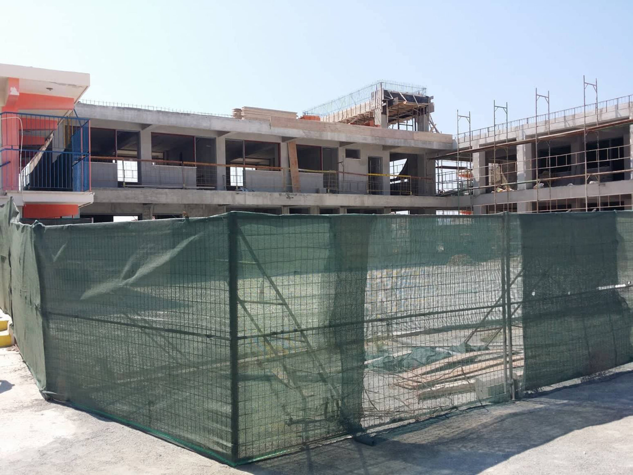 Βάζουν λουκέτο στο Δημοτικό Σχολείο Επισκοπής (ΦΩΤΟ)