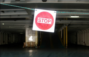 "Παραλύουν" αύριο για 24 ώρες τα λιμάνια