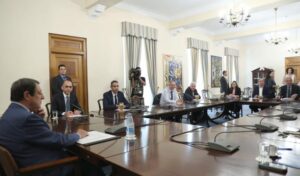 Την Τετάρτη το έκτακτο Υπουργικό για διορισμό συνοδών για παιδιά με αναπηρίες