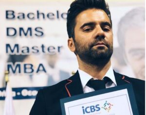 Θοδωρής Μαραντίνης: Πήρε το μεταπτυχιακό του!(ΦΩΤΟ)