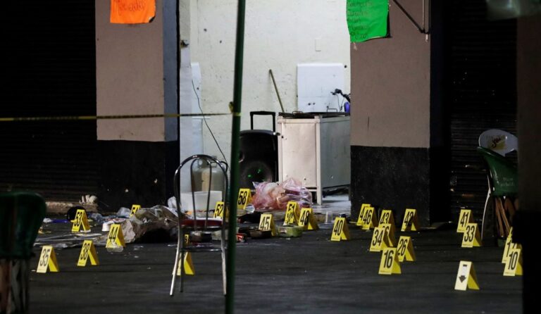 Μεξικό: 5 νεκροί και 8 τραυματίες μετά από πυροβολισμούς (ΒΙΝΤΕΟ&ΦΩΤΟ)